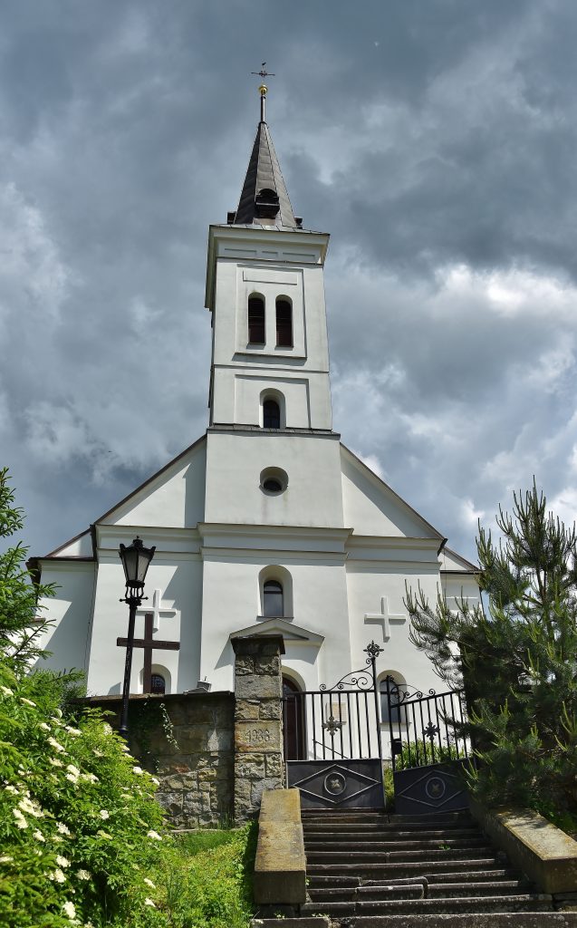 Kostel na Borové.