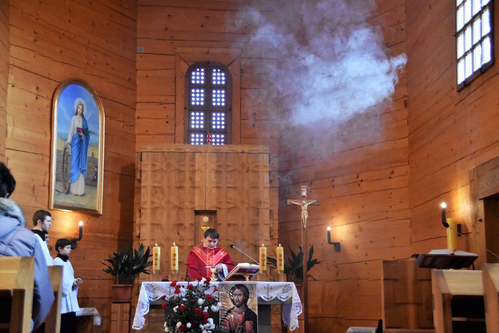 Mše svatá v kostele svaté Kateřiny Alexandrijské.