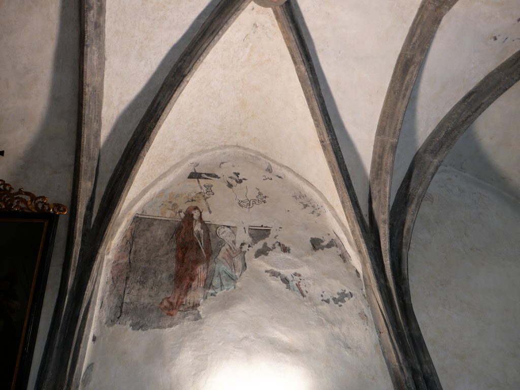 Původní gotická výmalba křížové chodby